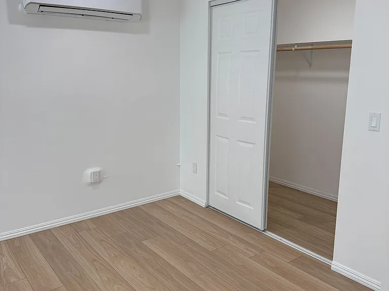 740 W 24th St. — Photo 25