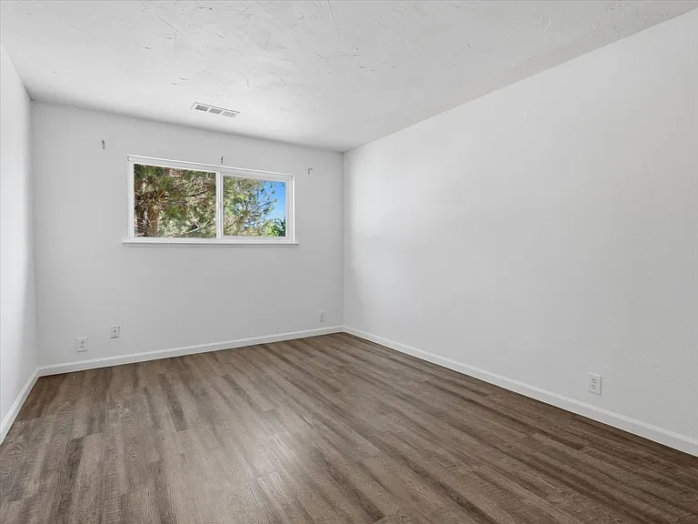 2224 N Bethel Ave — Photo 28