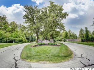 4045 Magnolia St, Lima, OH 45806