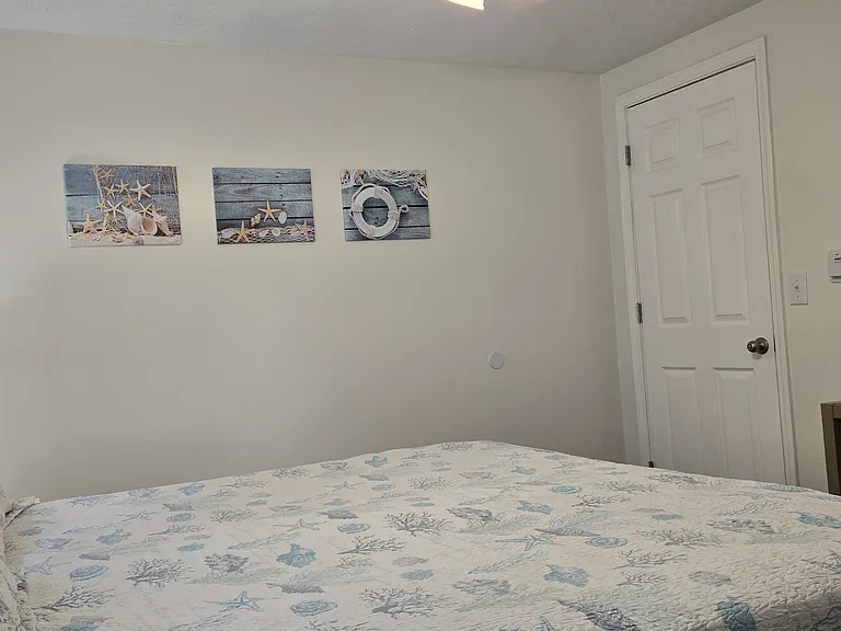72 E Grand Ave #100 — Photo 32