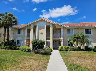 7761 Jewel Ln APT 201, Naples, FL 34109