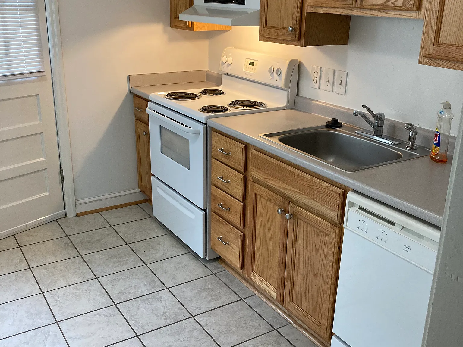 2 bed, $1,250 — Photo 3