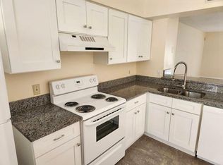 11335 Grandville Dr, Temple Terrace, FL 33617