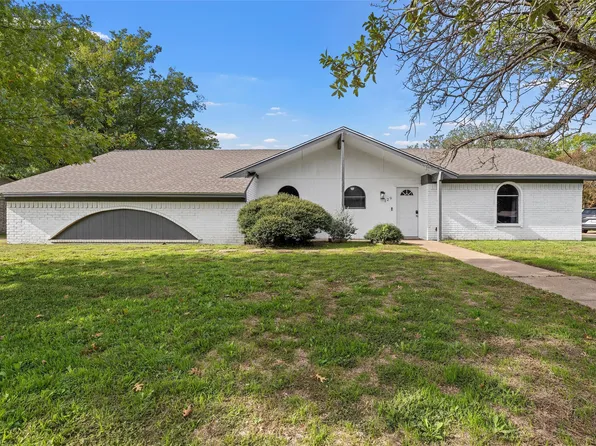 129 Texas Ave, Hewitt, TX 76643