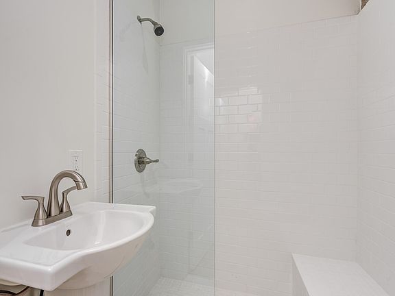 5th image of 69 W Simpson St #13ce18774