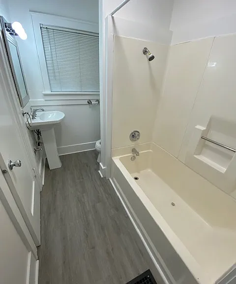 706 SW Taylors Ferry Rd — Photo 9