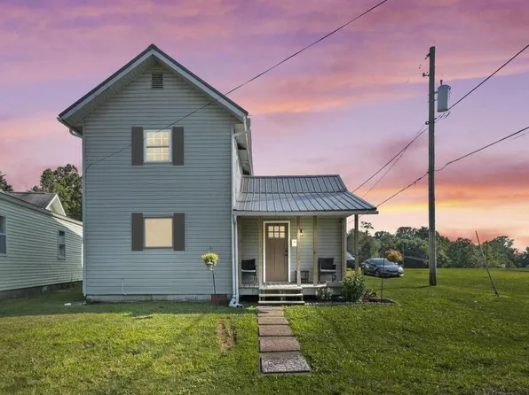 165 Edwards St, Newark, OH 43055