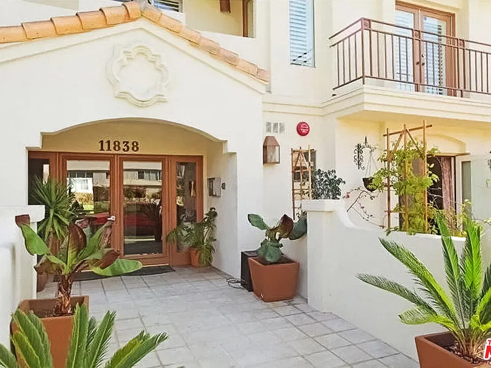 11838 Kiowa Ave #Penthouse 401