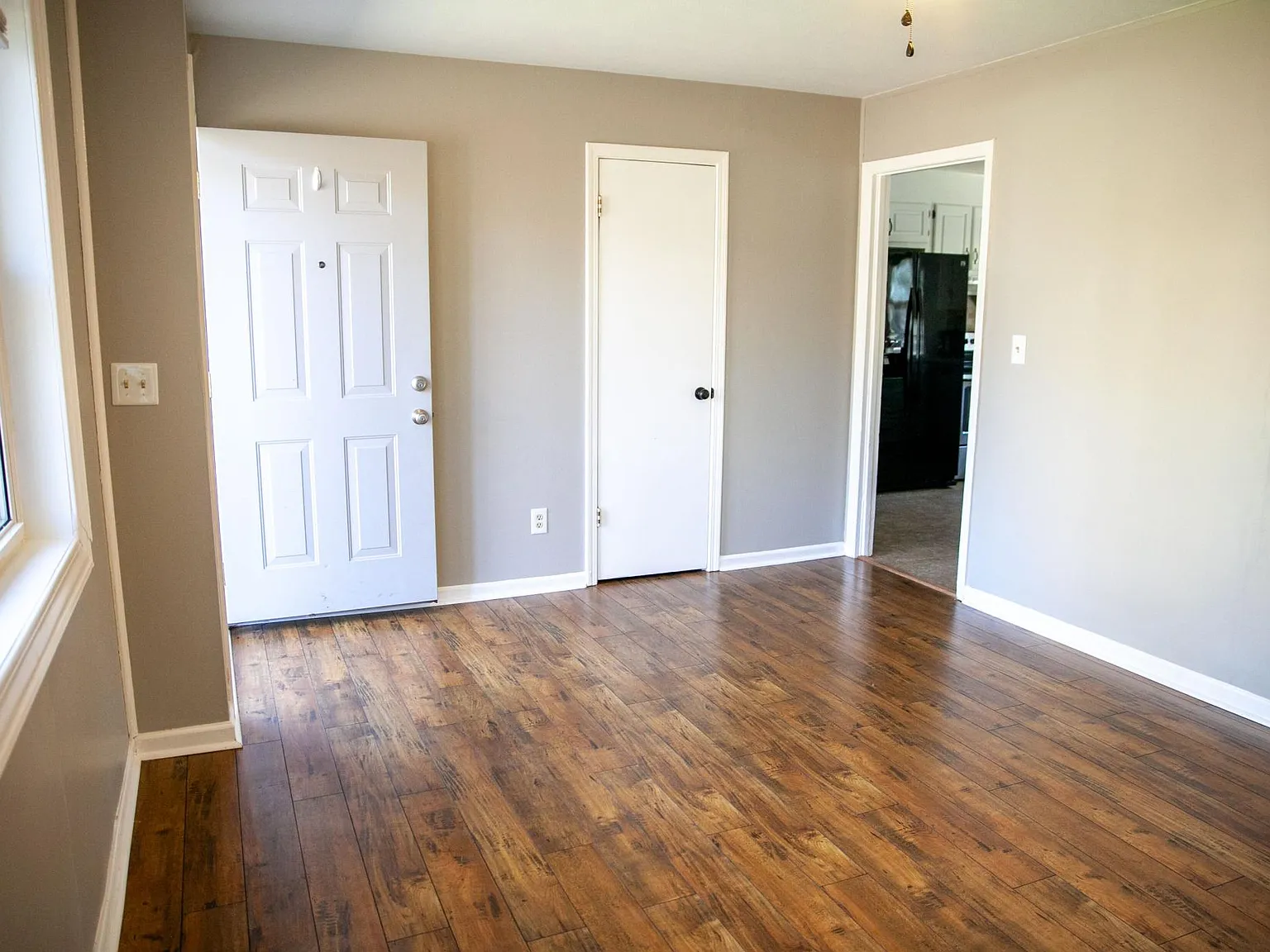 3 bed, 1152 sqft, $1,695 — Photo 4