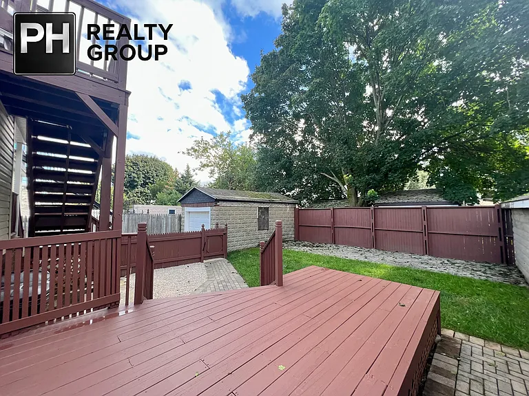 20 Wells Ave #1 — Photo 19