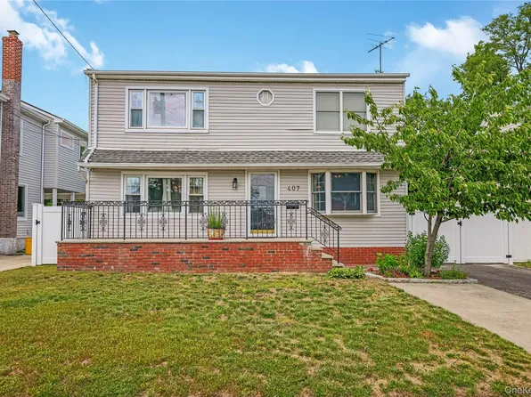 407 Sheridan Boulevard, Inwood, NY 11096
