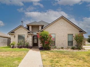 800 Turtle Dove Trl, College Station, TX 77845