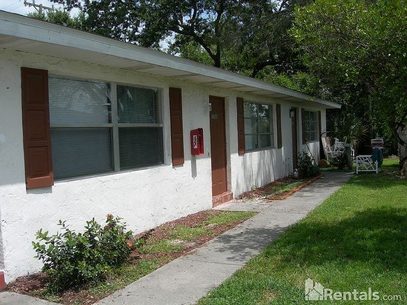 1st image of 3722 Estelle St