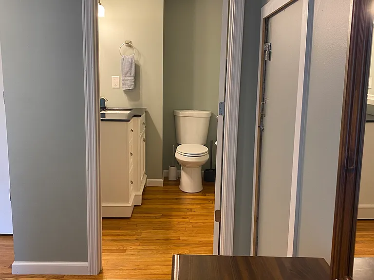 710 Pine St — Photo 25