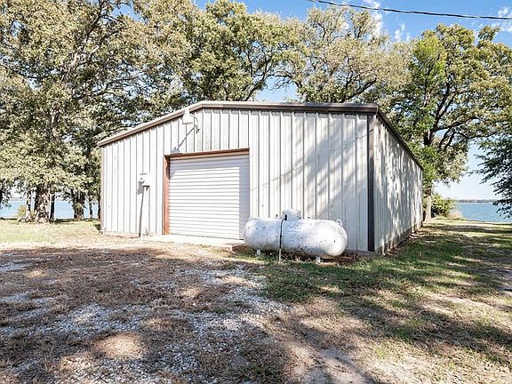 3rd image of 7223 County Road 3516