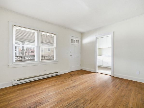 212 1/2 S Armistead Ave APT A