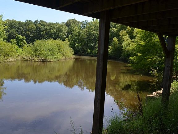 4th image of 249 River Bend Loop
