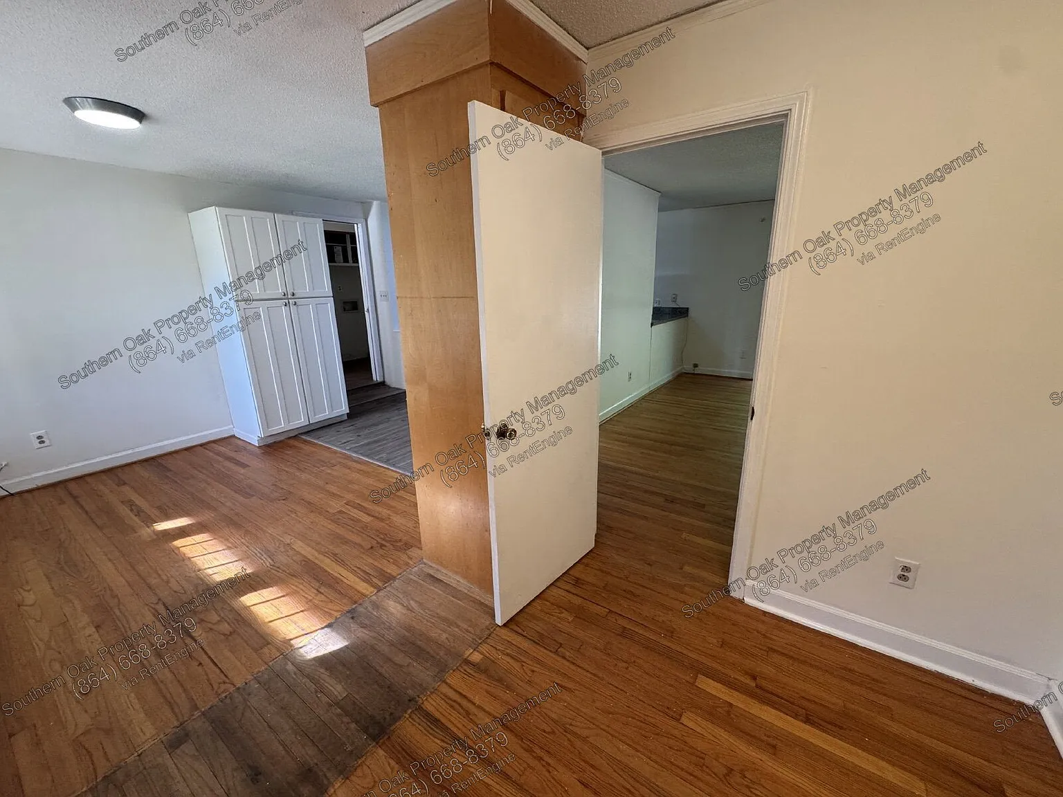 4 bed, 2.5 bath, $1,850 — Photo 2