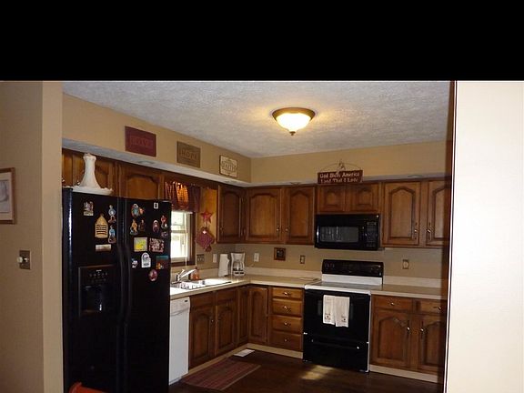 3rd image of 7525 E Blackford Ave