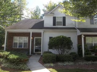 6835 Juniper Tree St, Charlotte, NC 28215