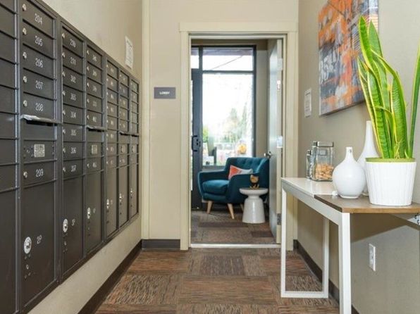 3035 NE Martin Luther King Jr Blvd #411