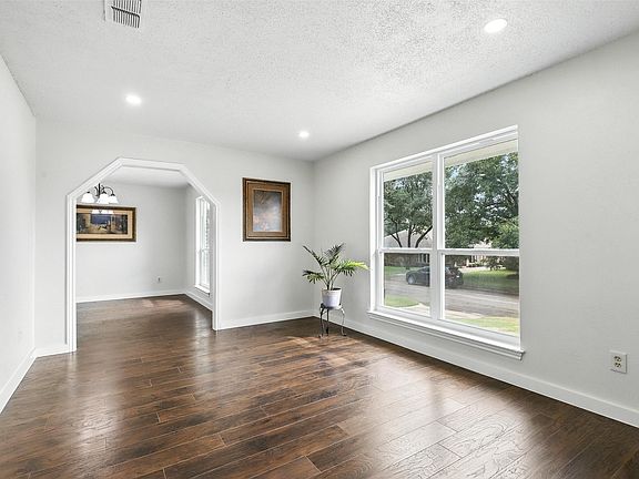 5th image of 6916 Winchester Pl