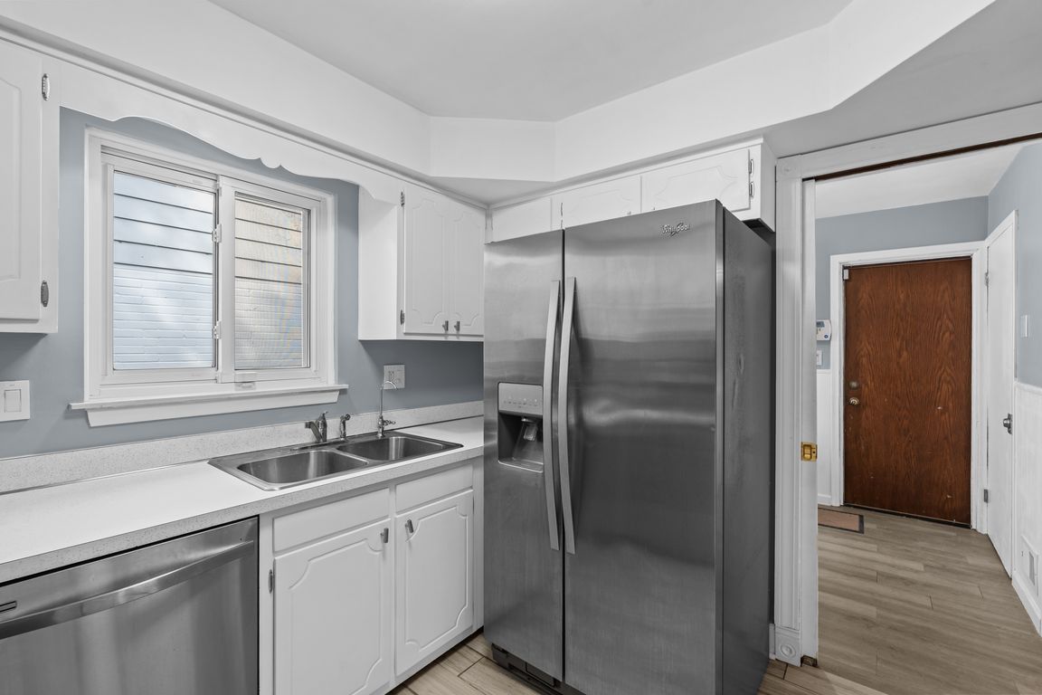 next background image