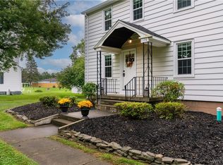 1138 Jarrett Dr, Lewiston, NY 14092