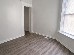 4533 W Gladys Ave #1, Chicago, IL 60624