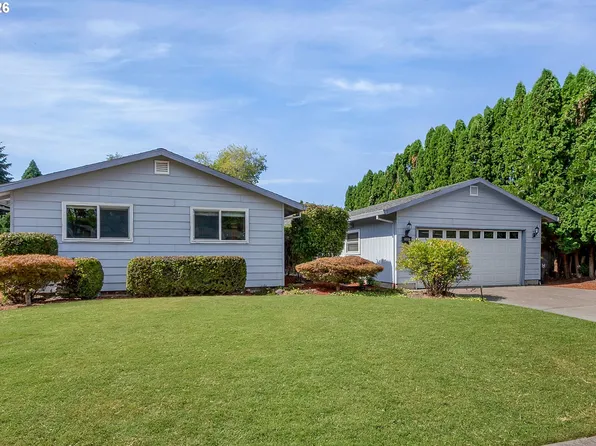 20025 SW Newcastle Dr, Beaverton, OR 97078