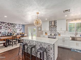 2939 E Shangri La Rd, Phoenix, AZ 85028