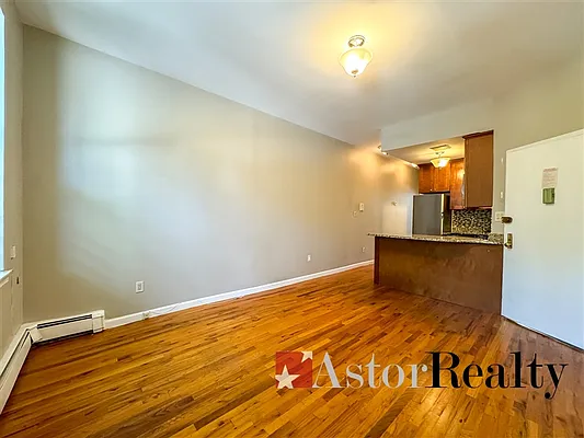 Rented by Astor Realty | media 15