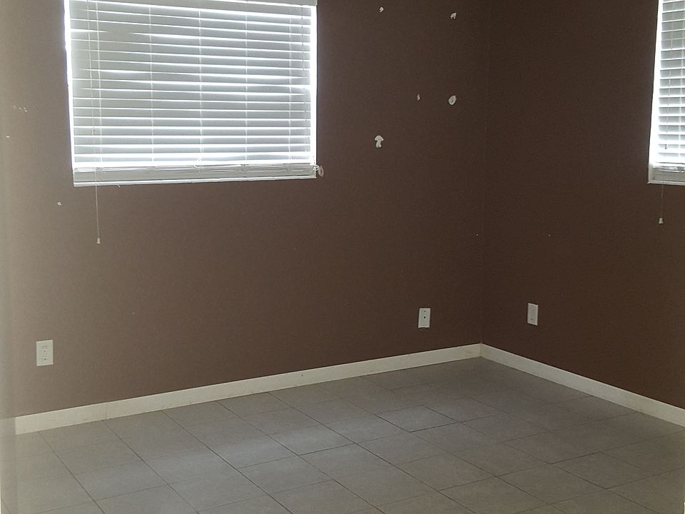 2nd image of 1711 Raleigh Ave