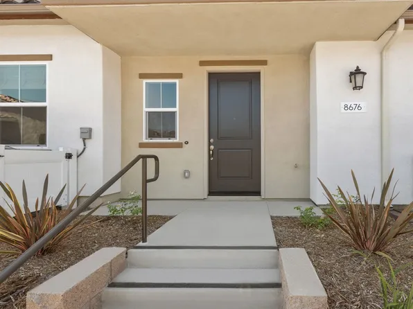 8676 Amherst St, Santee, CA 92071
