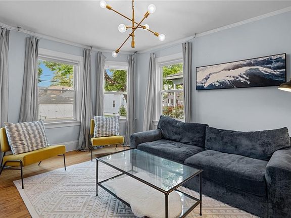 2nd image of 50 Stamford Ave