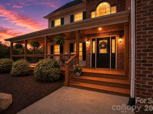 4616 20th Street Pl NE, Hickory, NC 28601