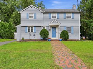 89 Abbott St, Springfield, MA 01118