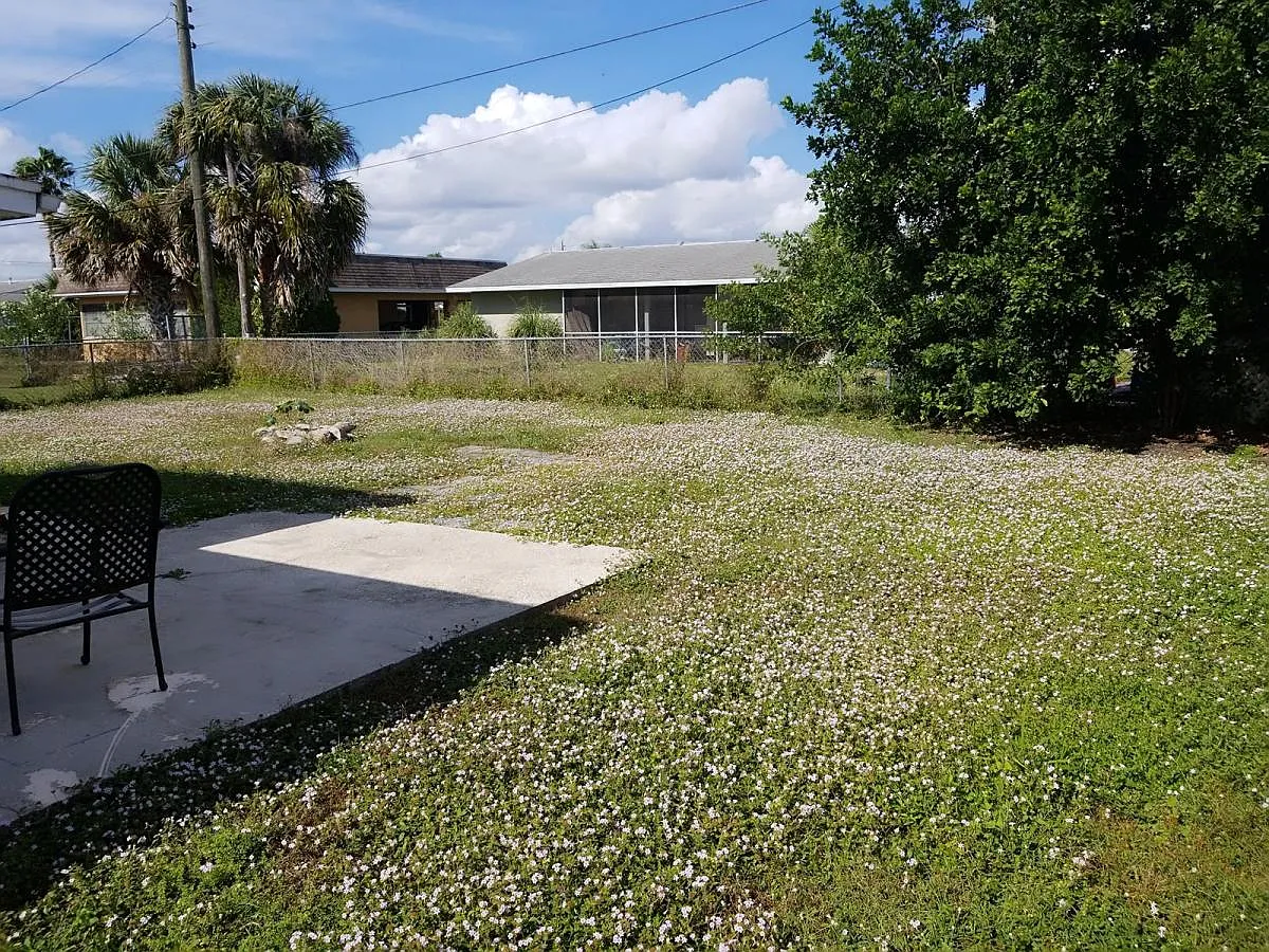 4 bed, 1500 sqft, $1,900 — Photo 2