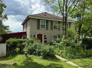 211 Center St, Fayetteville, NY 13066