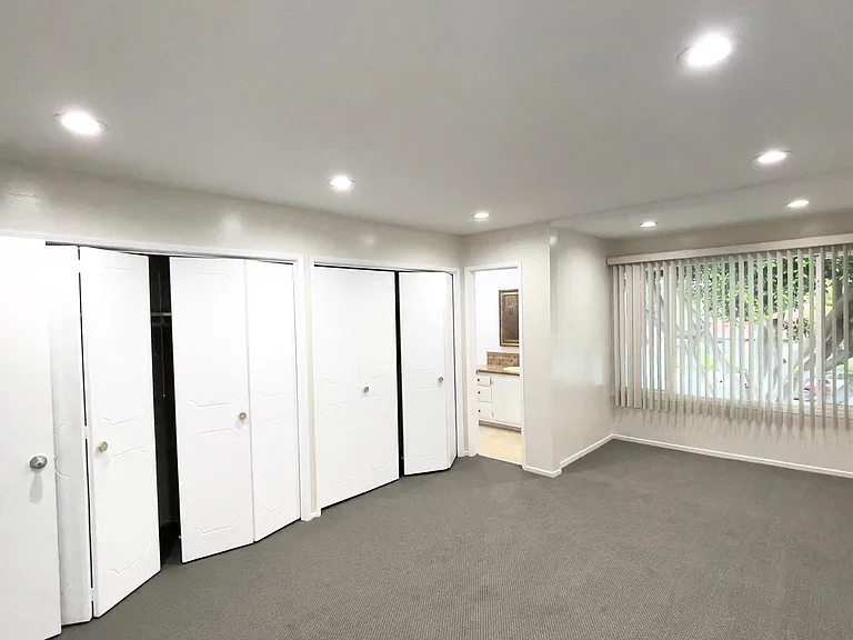 5215 Sepulveda Blvd — Photo 10