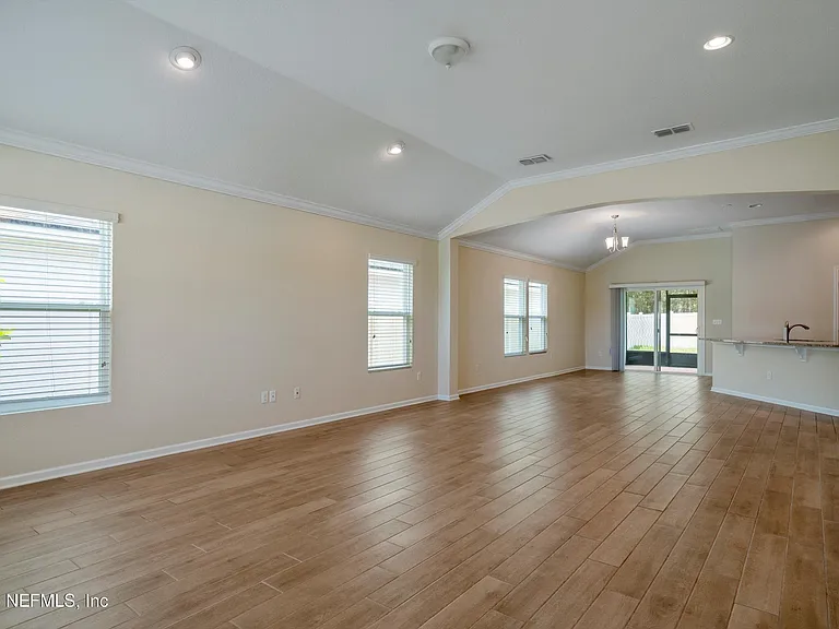 12304 Itani Way — Photo 2