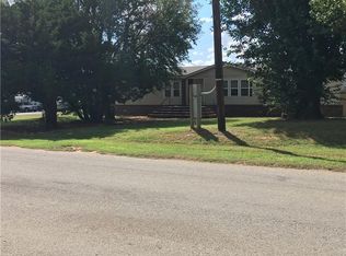 801 W Fast Runner Rd, Fort Cobb, OK 73038