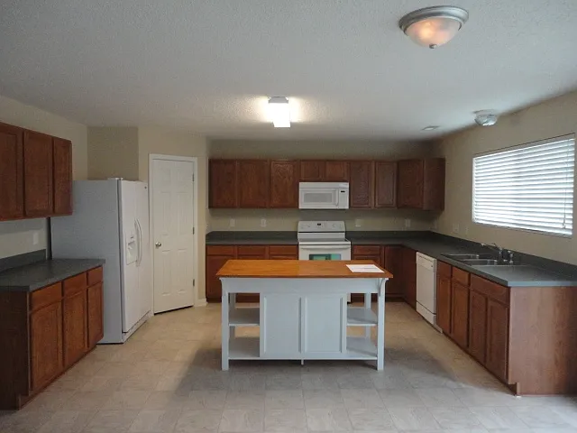 6824 Championship Dr — Photo 4