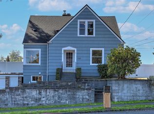 1102 E 56th St, Tacoma, WA