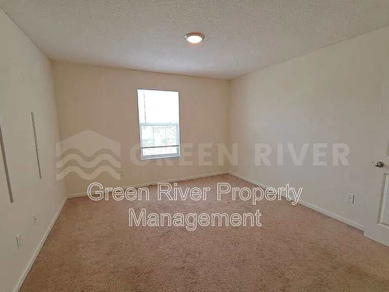 3107 Zeyno Dr — Photo 43