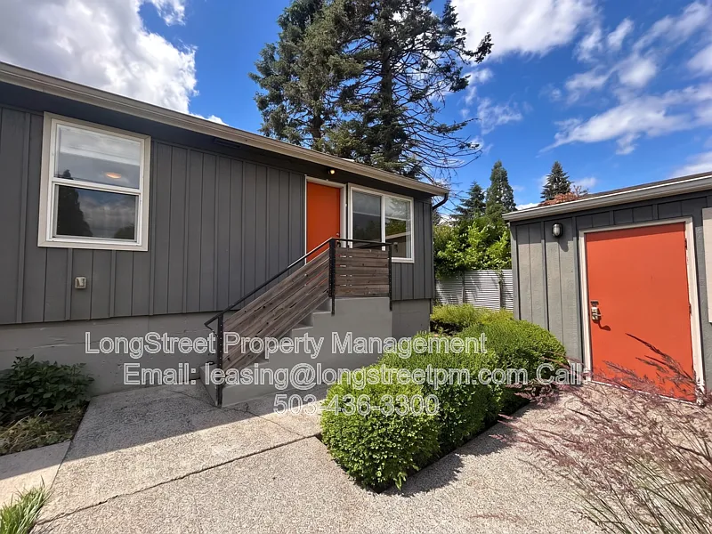 4815 NE 50th Pl