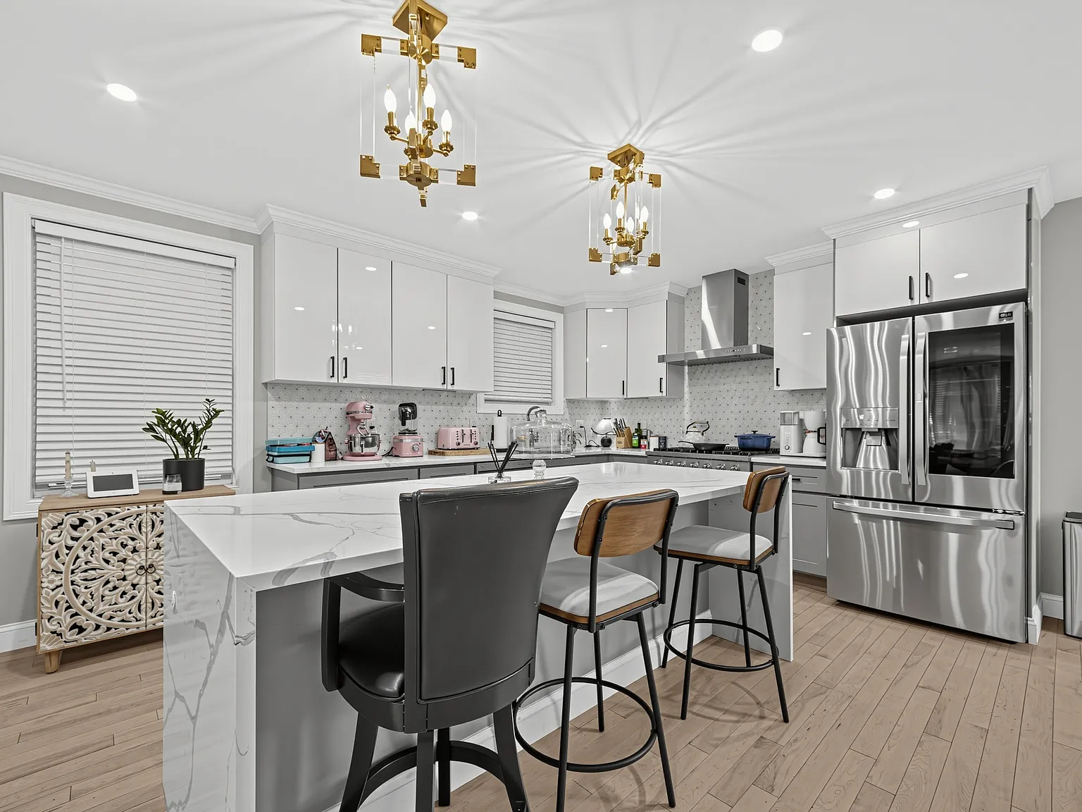 3 bed, 1800 sqft, $4,600 — Photo 4