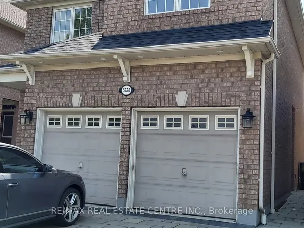 5926 Sidmouth St #Basement, Mississauga, ON L5V 2Z3