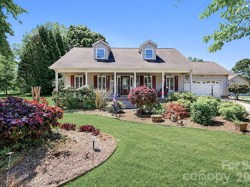 1st image of 108 Garrison Dr
