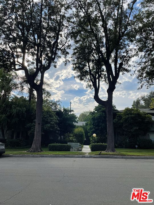 1st image of 1843 Diamond Ave